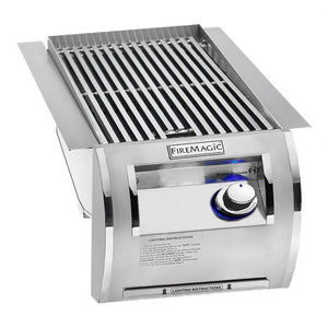 Fire Magic single-searing station with diamond-sear cooking grid containing 24,000 BTU's. Available on unitedgrills.com
